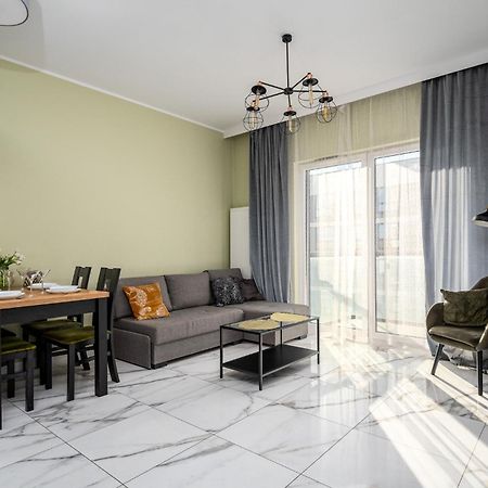 Prymasa Tysiaclecia 83A Separate Bedroom Free Garage By Perfect Apart 634 Warschau Buitenkant foto